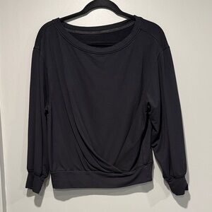 LULULEMON-Waist length sweatshirt